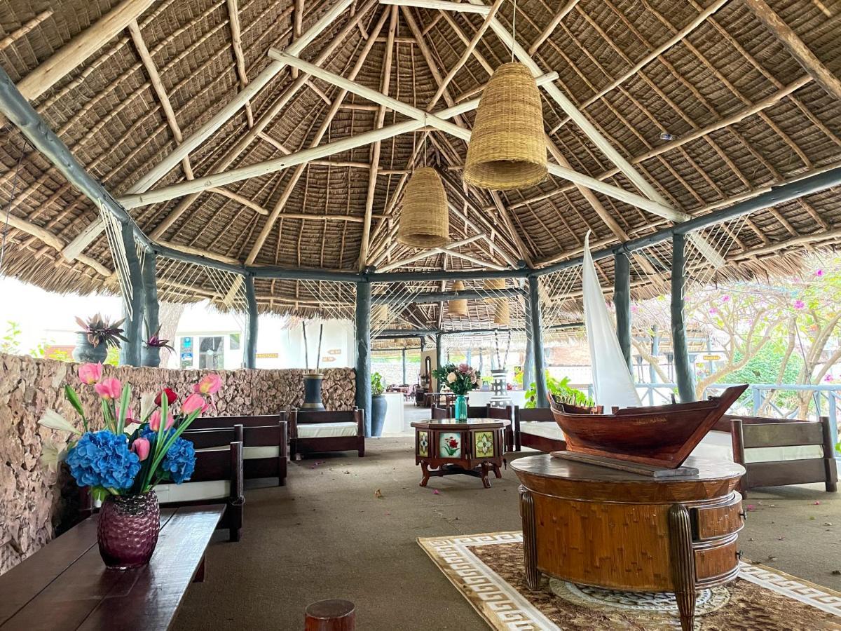 Five Palms Bwejuu Hotel Exterior photo